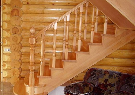 Лучший материал для деревянной лестницы